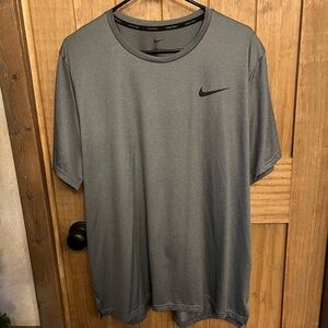 3 Nike Dri Fit T Shirts XL